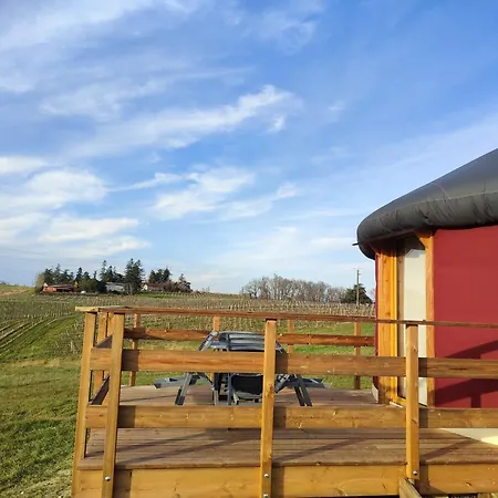 Lüks kamp alanı Chaleureuse Yourte A La Campagne