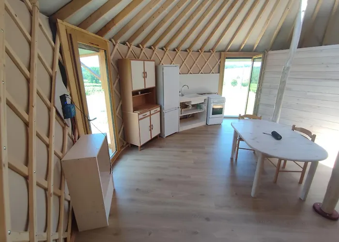 Lyxtält Chaleureuse Yourte A La Campagne Mourens
